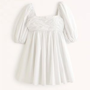 Abercrombie & Fitch Emerson Ruched Puff Sleeve Mini Dress in a Medium Petite